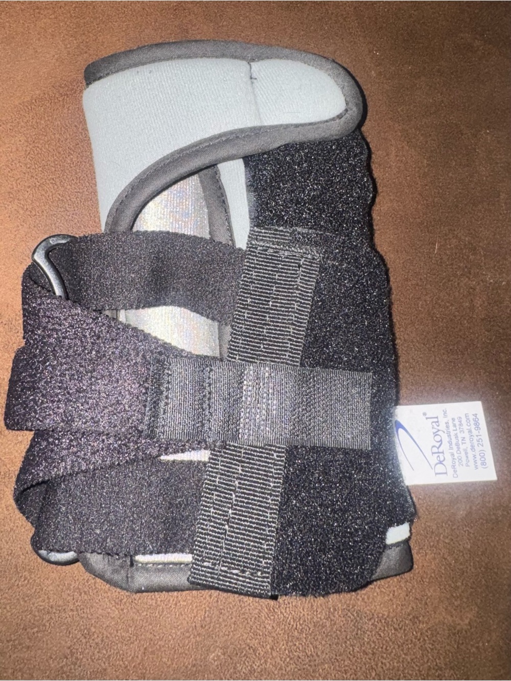 DeRoyal Dynamic Closure Wrist Splint 5068-00 Right.